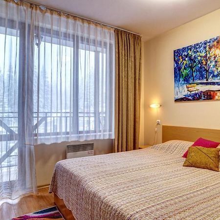 Cozy And Cute 1Bd Apartment In The Castle Complex By Flat Mаnager Pamporowo Exterior foto