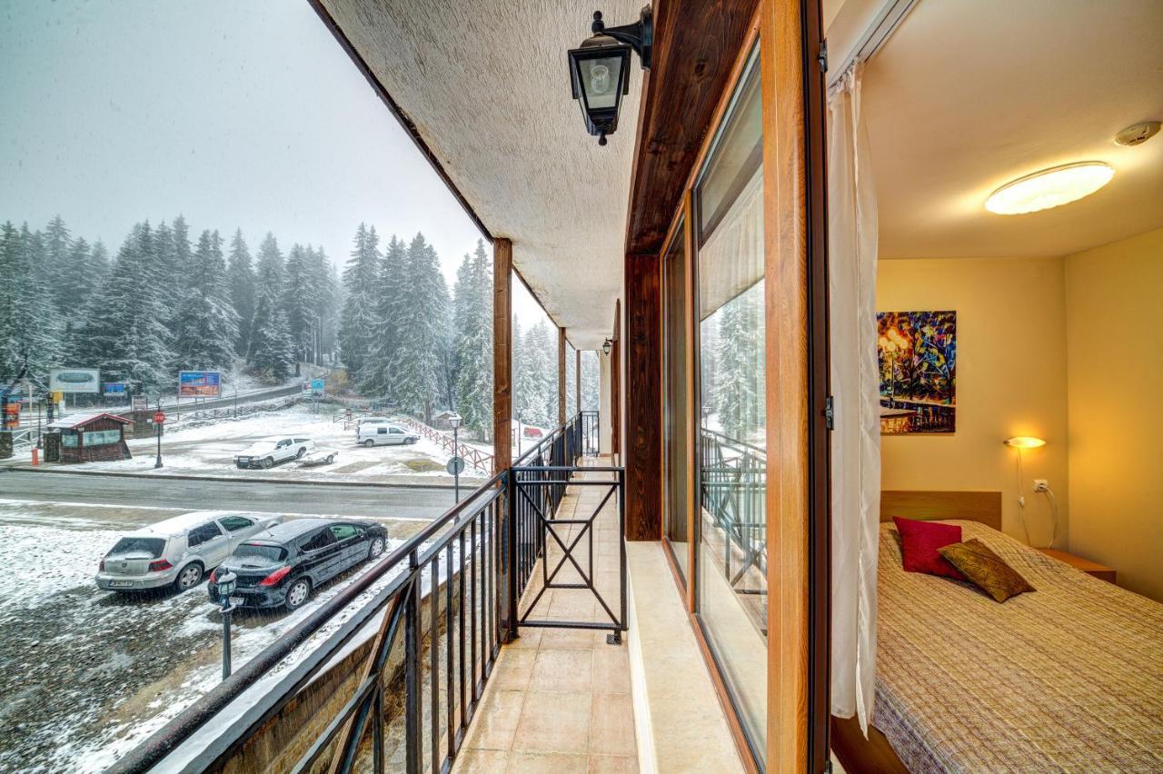 Cozy And Cute 1Bd Apartment In The Castle Complex By Flat Mаnager Pamporowo Exterior foto